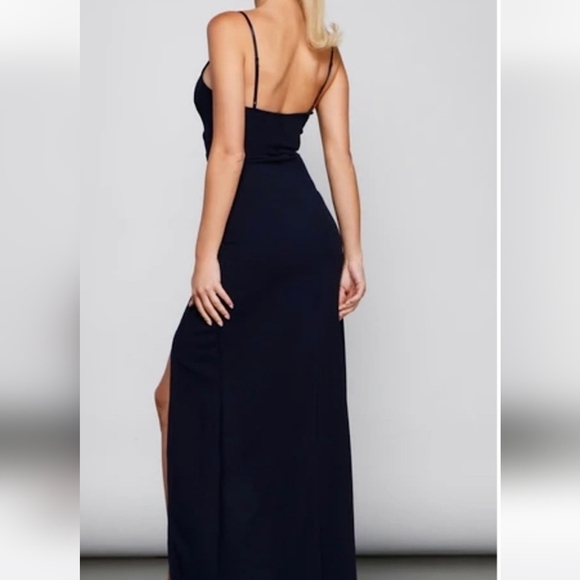 NWT Windsor Formal/Prom Gown With Thigh High Side Split  Size M - Picture 3 of 9